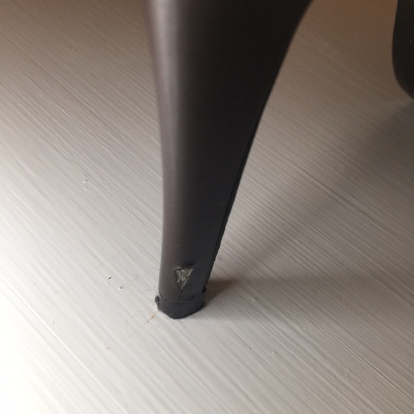 GUESS Women’s Peep-Toe Pumps - Picture 3 of 8